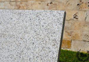 Gri Oriental – Lion Stone